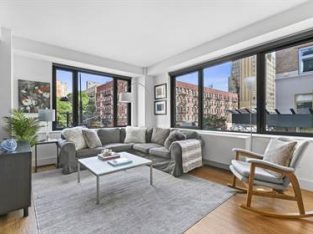 305 West 16th Street 2H, New York, NY 10011