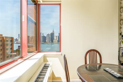 4 -74 48th Ave 8N, Queens, NY 11109