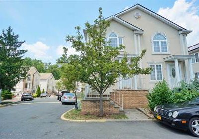 71 Erika Loop, Staten Island, NY 10312