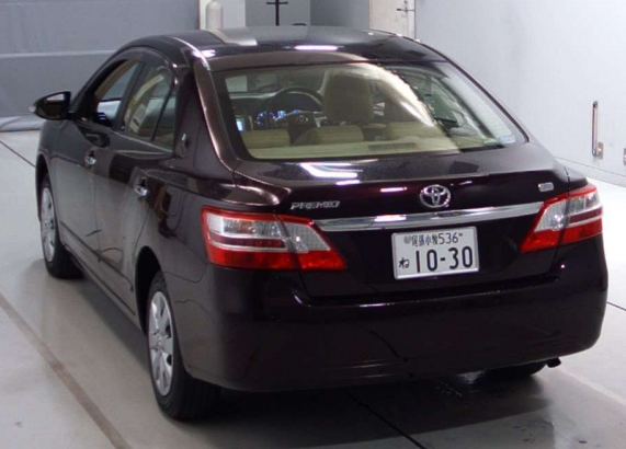 TOYOTA 2014 PREMIO