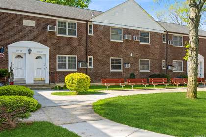 2/3 Bedroom Upper Corner house