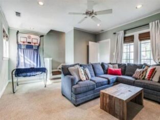 4 BR & 4 bedroom house in Dallas Texas