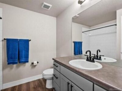 3 BR & 3 bedroom house in Denver