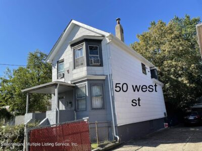 House with 3 Beds 2 Bathrooms