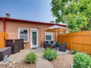 2 BR & 2 bedroom house in Denver