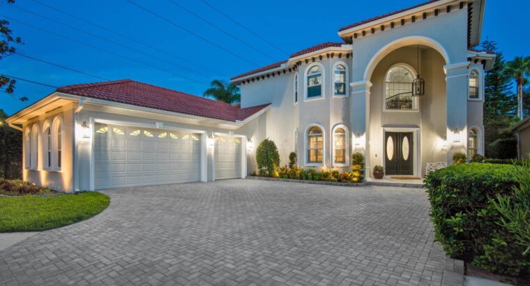 4 BR & 4 Bathrooms Residential in Hillsborough County