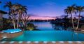 5 BR & 5 Bathrooms Residential in Florida