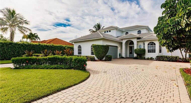 4 BR & 4 Bathrooms Residential in Florida