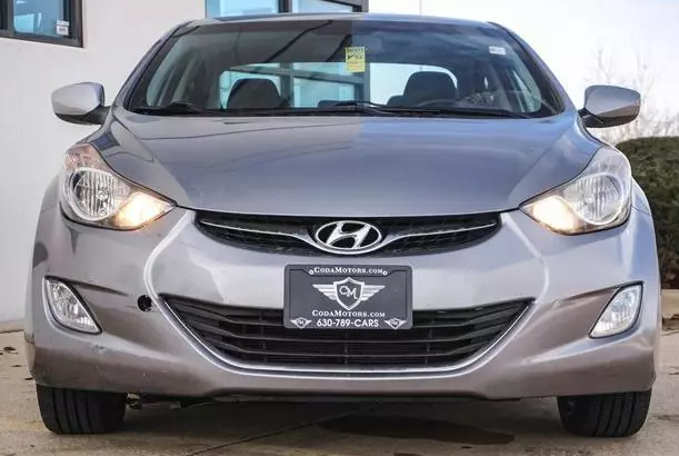 Hyundai Elantra GLS Car For Sale