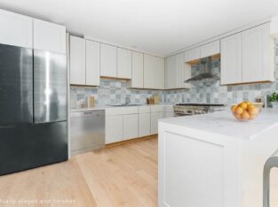 3 BR & 3 Bathrooms Residential in Boston