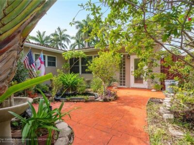 3 BR & 2 Bathrooms Residential in Florida