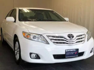 Toyota Camry XLE Car For Sale