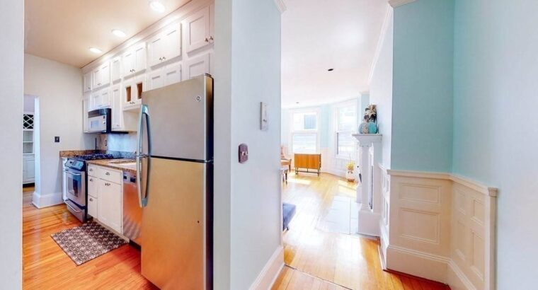 1 BR & 1 Bathrooms Residential in Boston