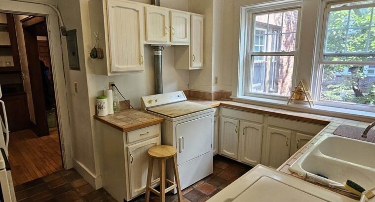 1 BR & 1 Bathrooms Residential in Boston