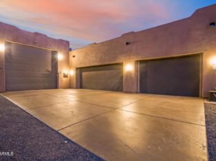 3 BR & 3 Bathrooms Residential in Arizona