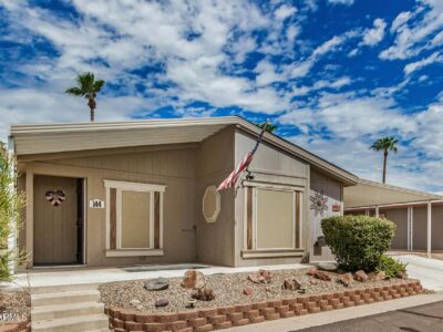 2 BR & 2 Bathrooms Residential in Arizona