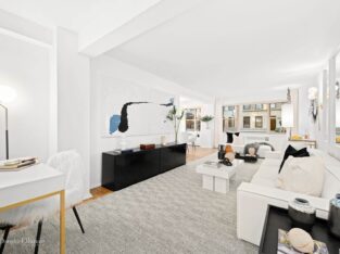 2 BR & 2 Bathrooms Residential in New York