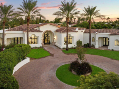 5 BR & 7 Bathrooms Residential in Arizona