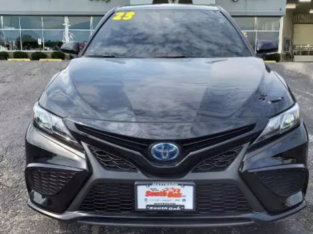 Toyota Camry Hybrid SE Car For Sale