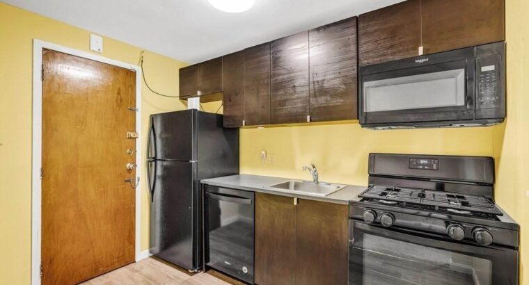 3 BR & 1 Bathrooms Residential in Boston