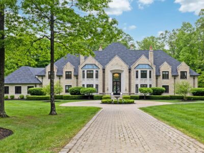 7 BR & 8 Bathrooms Residential in Delaware County