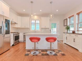 5 BR & 3 Bathrooms Residential in Boston