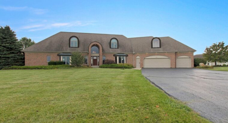 4 BR & 4 Bathrooms Residential in Allegan County