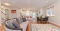 5 BR & 3 Bathrooms Residential in Boston