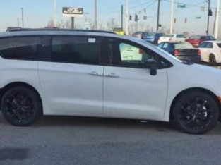 Chrysler Pacifica Touring L Car For Sale