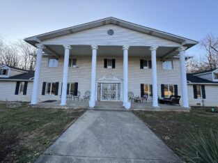 4 BR & 4 Bathrooms Residential in Marion County