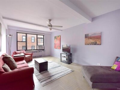 2 BR & 1 Bathrooms Residential in District of New York