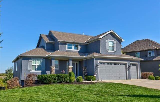 6 BR & 6 Bathrooms Residential in Johnson County