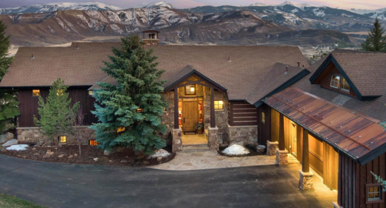 4 BR & 6 Bathrooms Residential in Pitkin County