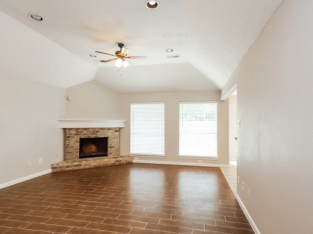 3 BR & 2 Bathrooms Residential Rent in Harris County