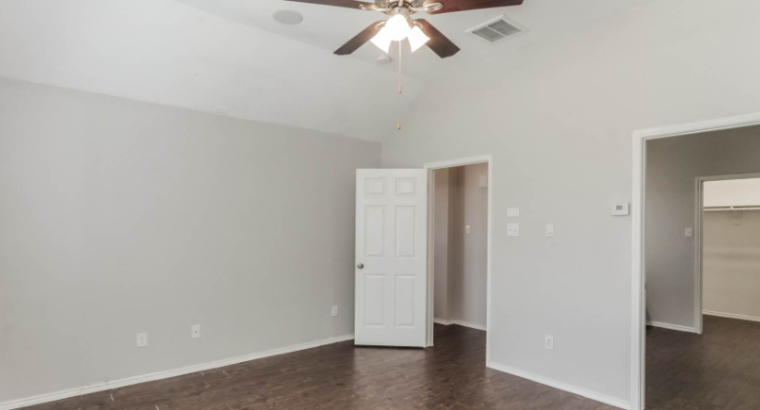 3 BR & 3 Bathrooms Residential Rent in Ellis County