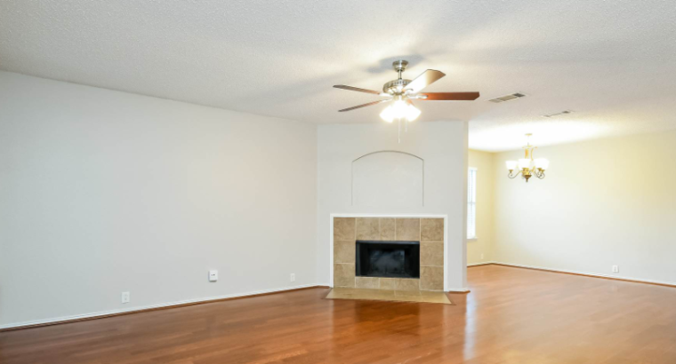 4 BR & 2 Bathrooms Residential Rent in Dallas County