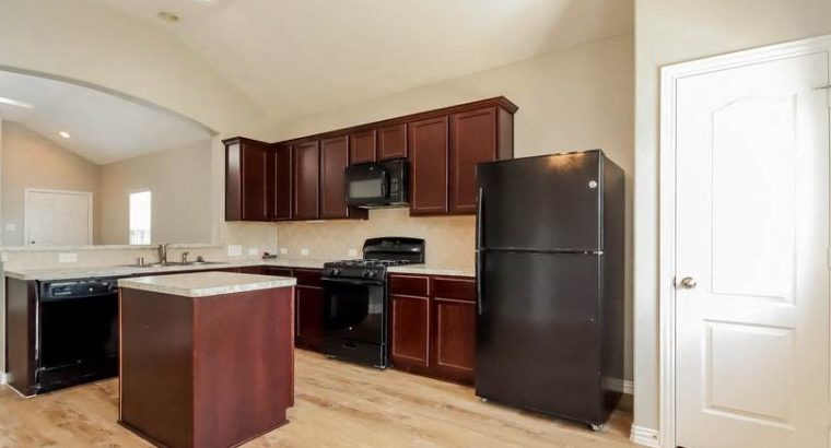 3 BR & 2 Bathrooms Residential Rent in Harris County