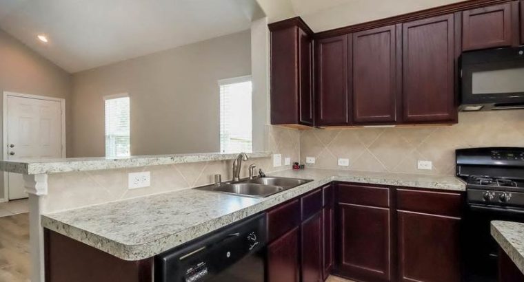 3 BR & 2 Bathrooms Residential Rent in Harris County