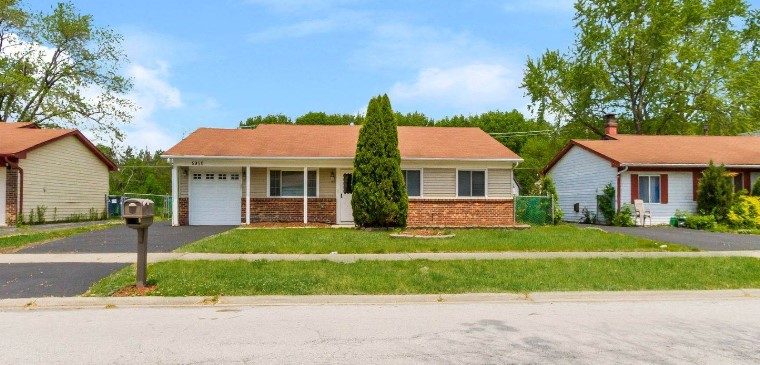 4 BR & 2 Bathrooms Residential Rent in Cook County