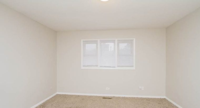 4 BR & 2 Bathrooms Residential Rent in Cook County