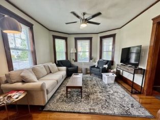 2 BR & 1 Bathrooms Residential Rent in Boston