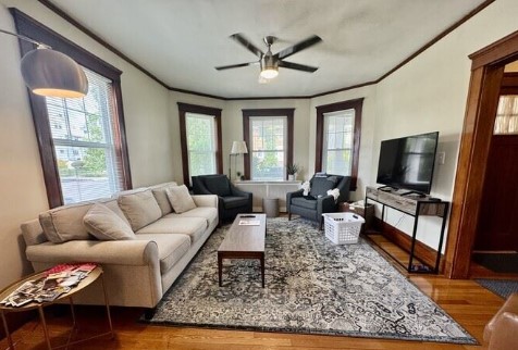 2 BR & 1 Bathrooms Residential Rent in Boston