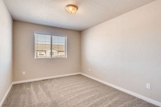 3 BR & 2 Bathrooms Residential Rent in Colorado