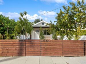 1 BR & 1 Bathrooms Residential Rent in Los Angeles