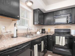 2 BR & 1 Bathrooms Residential Rent in Georgia