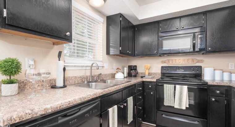 2 BR & 1 Bathrooms Residential Rent in Georgia