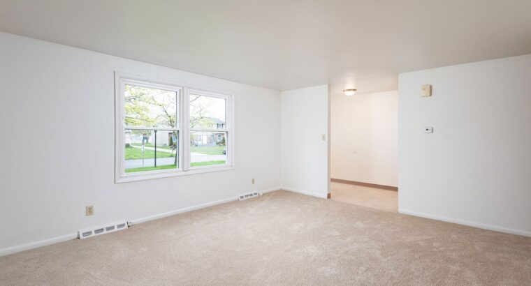3 BR & 2 Bathrooms House Rent in New York