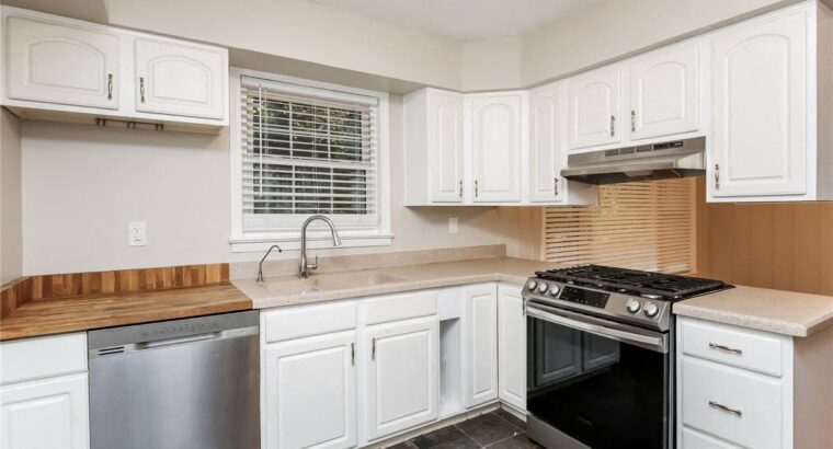 3 BR & 2 Bathrooms House Rent in Georgia